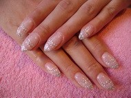 gyöngy és csillám beépítés