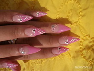 Best Nails - reni