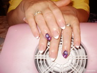 Best Nails - Ani lila virág