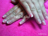 kagylóval díszítve