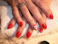 Best Nails - porcelán piros géllaccal