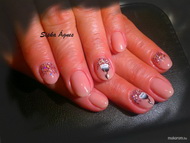 csillámmal és akrillal