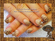 Leopard nails