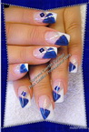 Blue retro nails