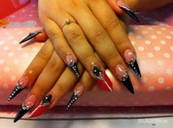 Best Nails - Betty