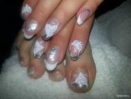 esküvő kézen lábon