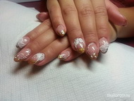 Nikiéééé   esküvőre