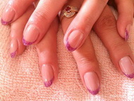 Éített zselé és Gél Lakk