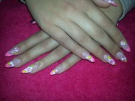 Best Nails - virágos