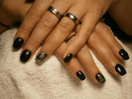 Best Nails - Iza fekete körme