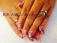 Best Nails - Épített zselé akril díszítéssel