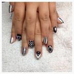 Fekete fehér akril festések