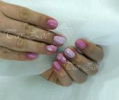 Porcelán géllakkal 