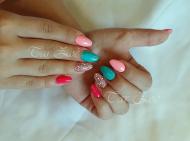 Porcelán géllakkal 