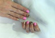 Porcelán géllakkal 