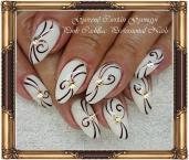 Best Nails - White and brown nail
