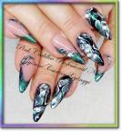 Best Nails - Purple and green nail