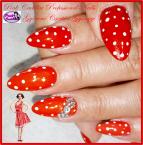 Pin up nail art