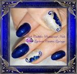 Blue nail art