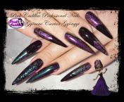 Holographic nail art