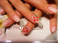 Natur rózsaszín porcelán virággal