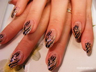 Barna csillám fekete zselével