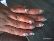 Épített mini hegyes jégfóliával