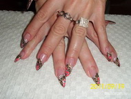 Best Nails - aranyos