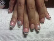 Francia kék virágos