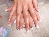 Best Nails - 2009.08.09 Gyöngyi épített zseléje (egyszerű)