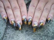 Best Nails - q