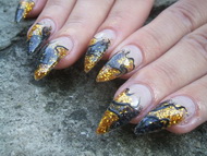Best Nails - q