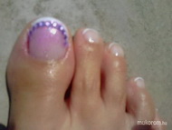 francia köves díszítéssel