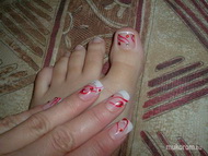 műkörömhöz illő lábköröm díszítés