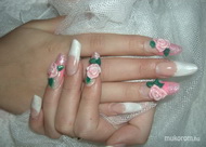 épített zselé virágokkal