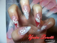 Kicsit defektes hangjegyek