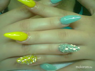 Best Nails - Flrora
