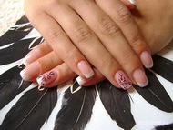 francia köröm akril festéssel