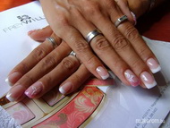 francia porci porcelán virággal