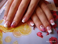 porcelán körmök akril festésse