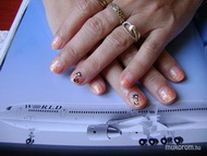 csillámos köröm akril festéssel