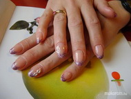 francia porci porcelán virággal