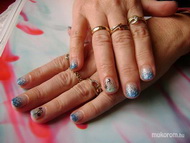 csillámos porcelán