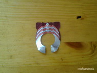 összeillesztve a sablon