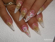 Betty kedveli az aranyat