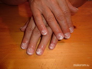 saját köröm megerősítése