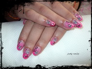 porcelan korom akryl diszitessel