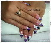 porcelan korom akryl diszitessel