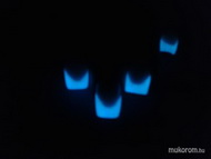 porci korom sotetben