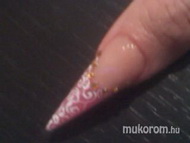 porcelan akril festett es brillantos